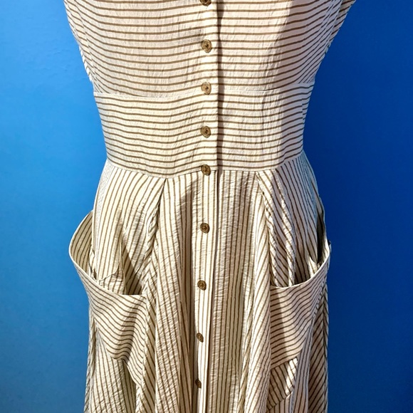 Vintage Calvin Klein dress. - Picture 2 of 9